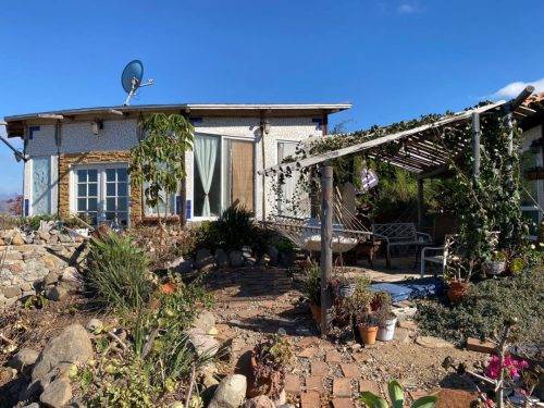 f9cf0d76-2940-47a7-96ed-0a3cb6952374